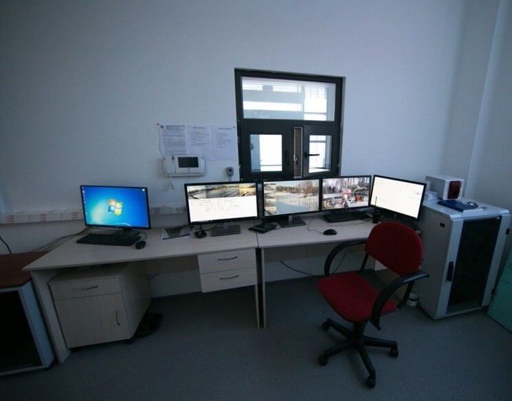 
Оборудование серверной комнаты и общей системы видеонаблюдения и СКУД для производства «AHMAD TEA» Долгопрудный